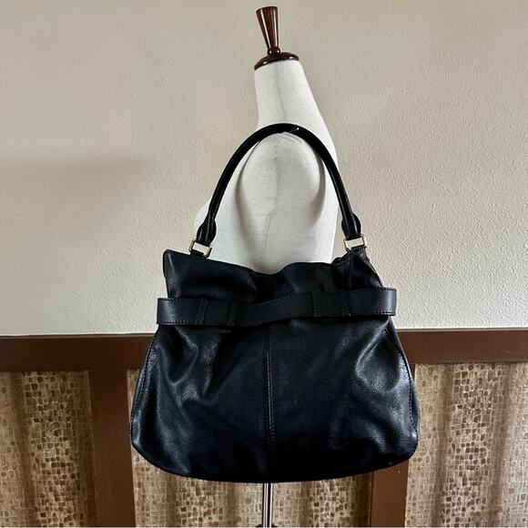 Elegant Black Leather Women's Bag - Picture 6 of 17